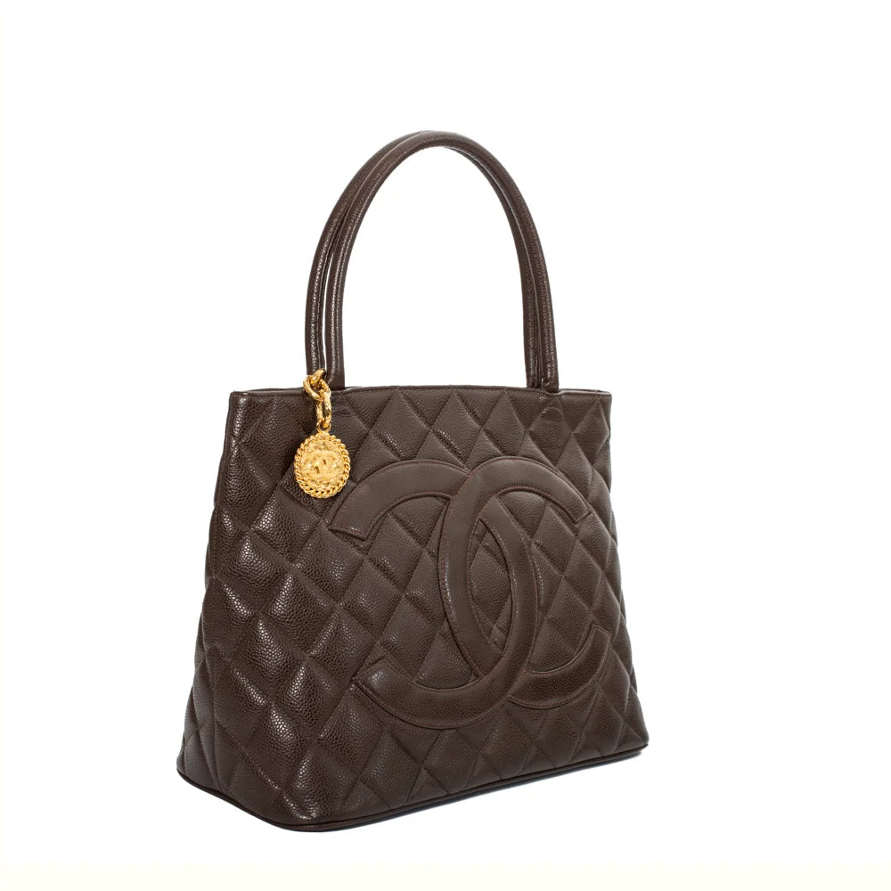 Chanel brown leather Medallion bag - Second Hand / Used – Vintega