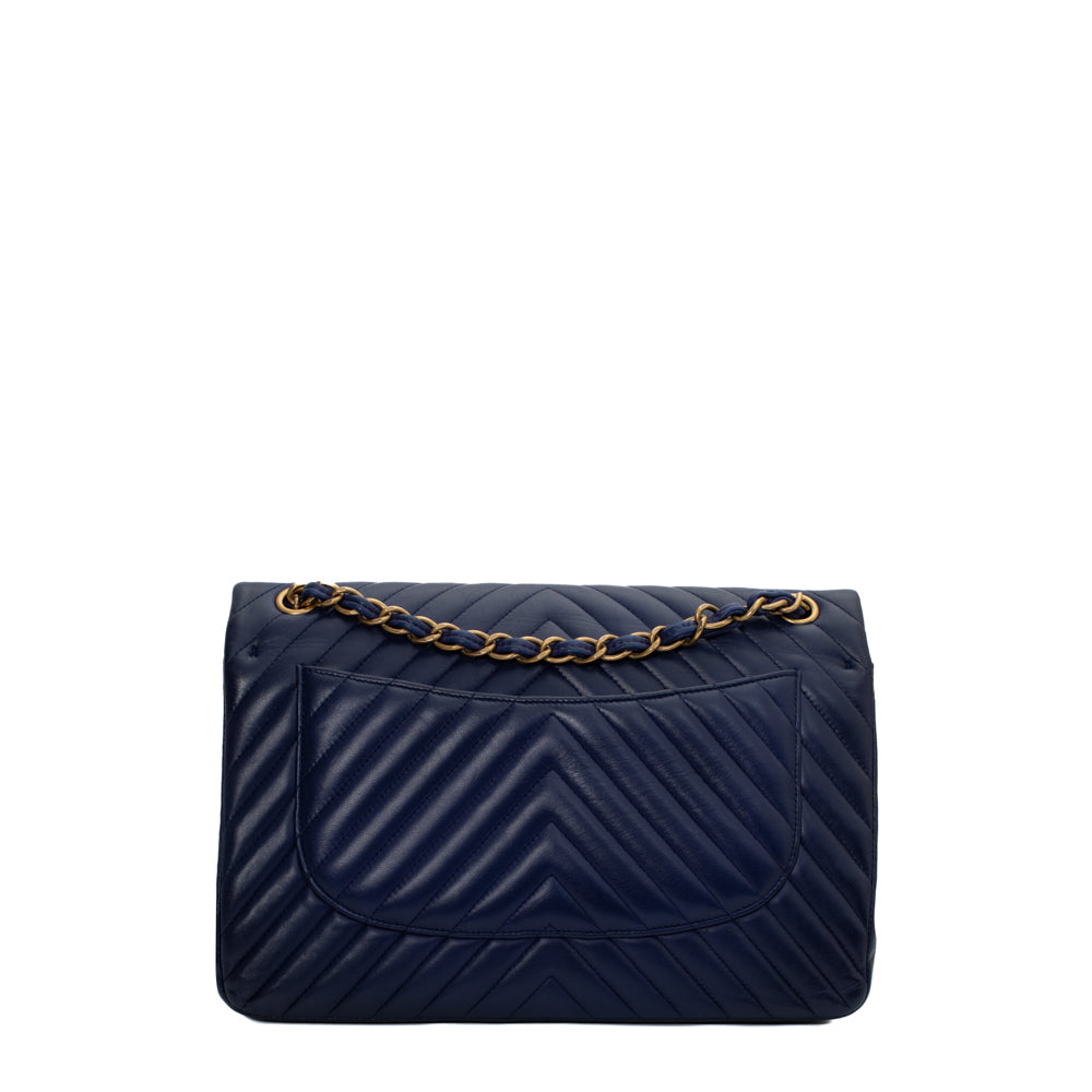 Chanel chevron chic online top handle