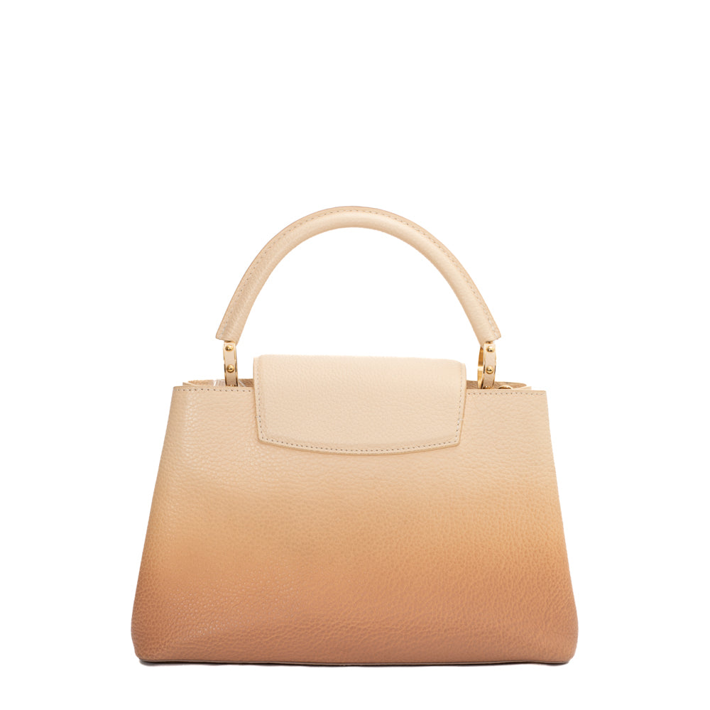 Capucines MM bag in beige leather Louis Vuitton - Second Hand / Used –  Vintega