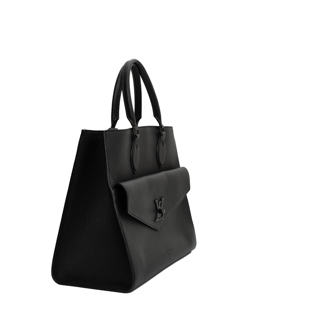 Lockme leather handbag Louis Vuitton Black in Leather - 32007876
