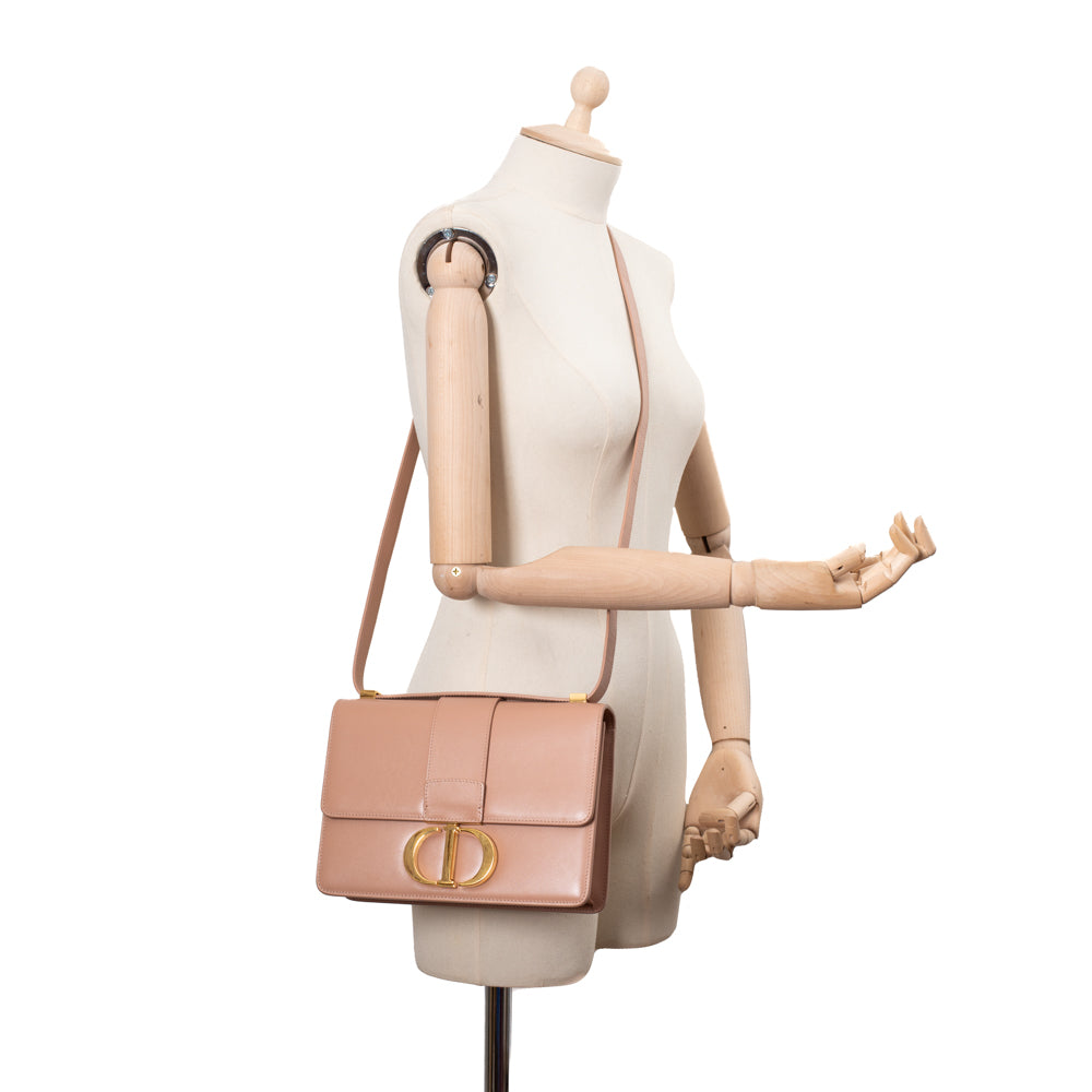 30 Montaigne Small bag in pink leather Dior - Second Hand / Used – Vintega