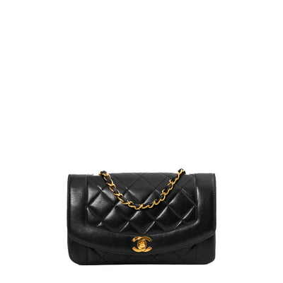 Chanel Vintage Diana bag in black leather - Second Hand / Used – Vintega