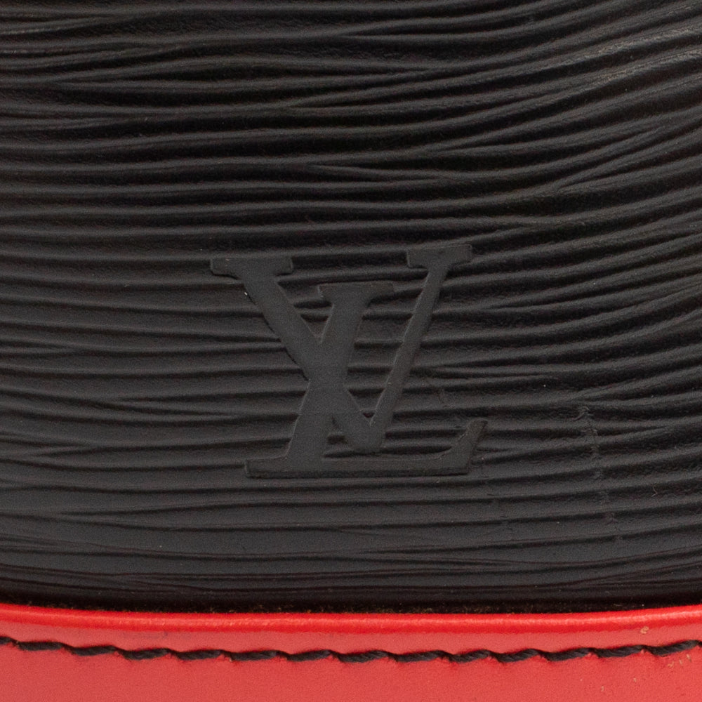 At Auction: Louis Vuitton, sac seau Toile Monogram et cuir naturel,  32x25x19 cm. Proven