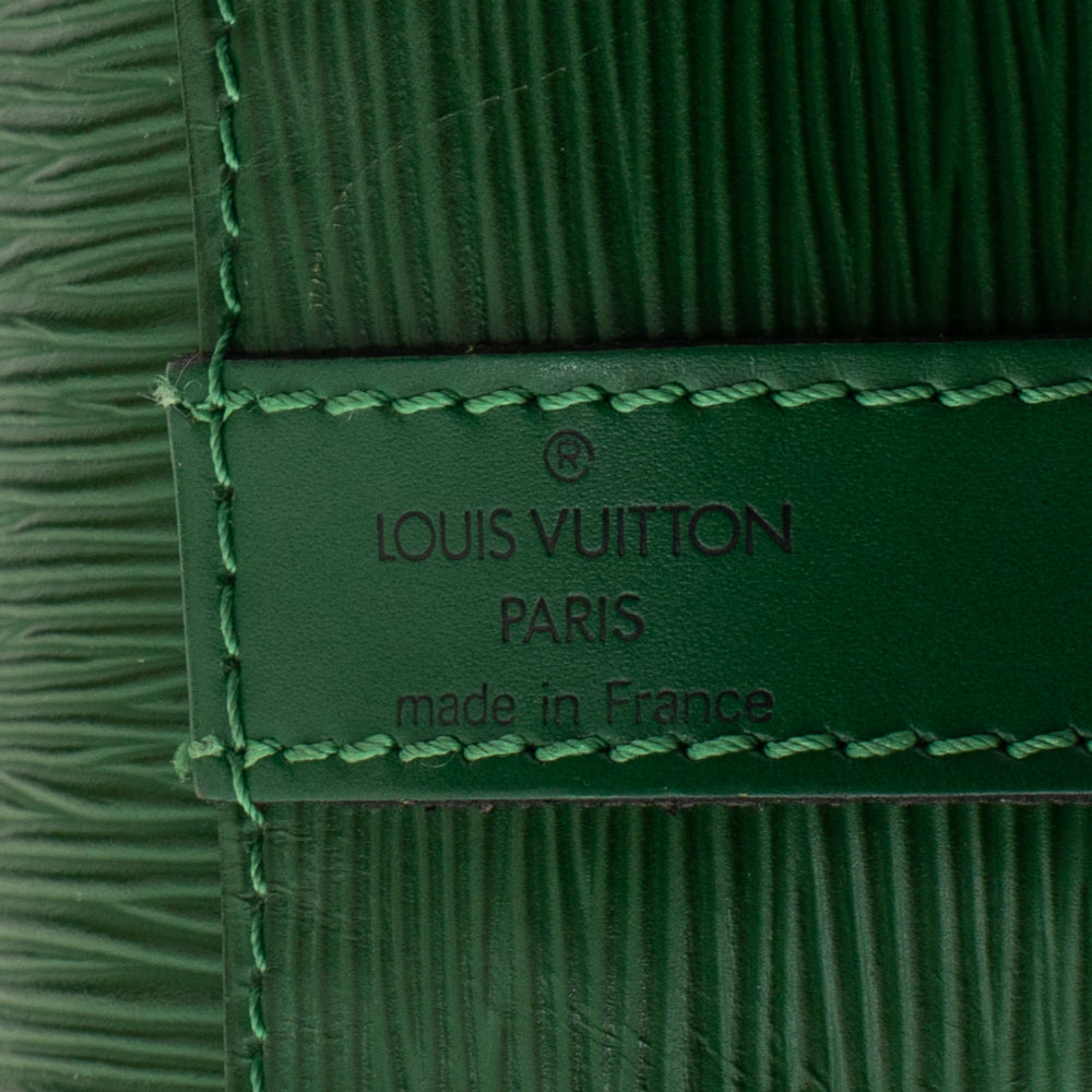 At Auction: Louis Vuitton, sac seau Toile Monogram et cuir naturel,  32x25x19 cm. Proven