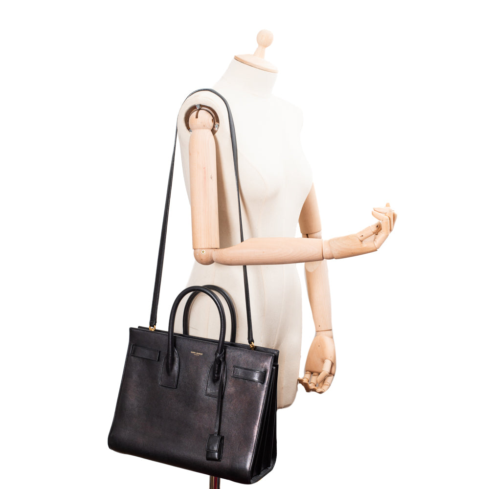 Classic sac de jour outlet small in smooth leather