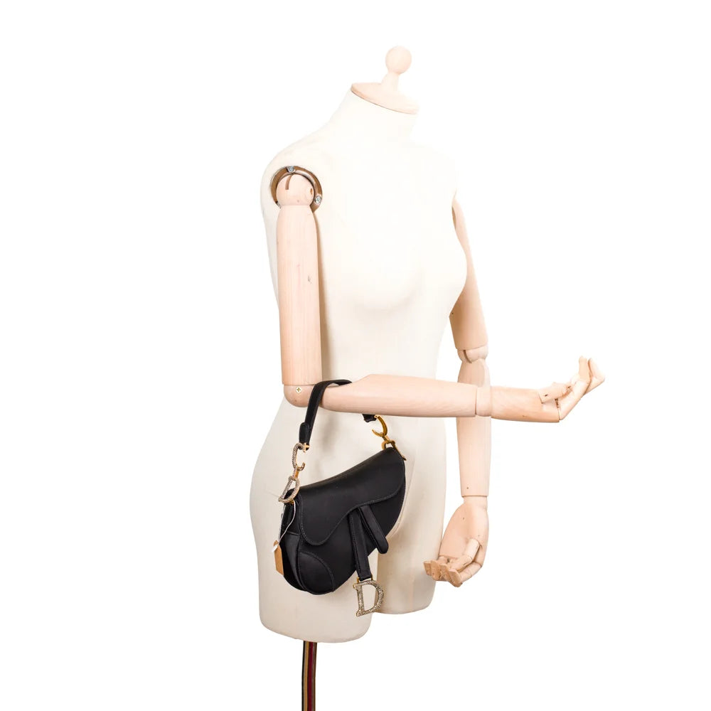 Dior Limited Edition Saddle bag in beige canvas - Second Hand / Used –  Vintega