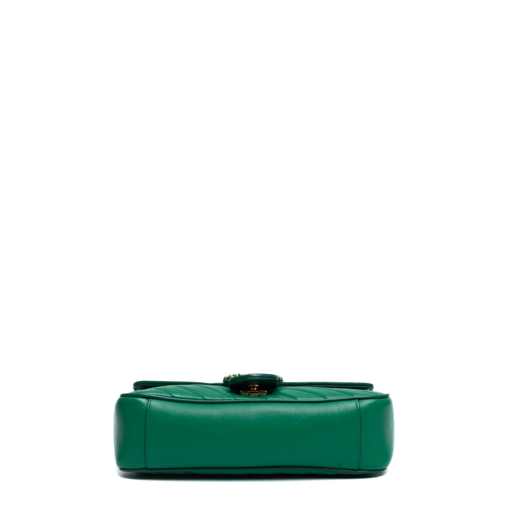 Marmont Small bag in green leather Gucci Second Hand Used