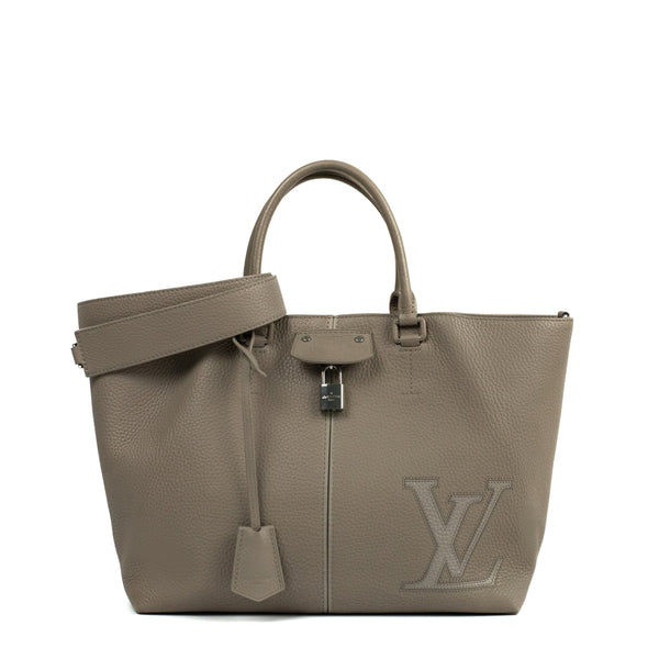 Louis Vuitton Pernelle Tote Bag