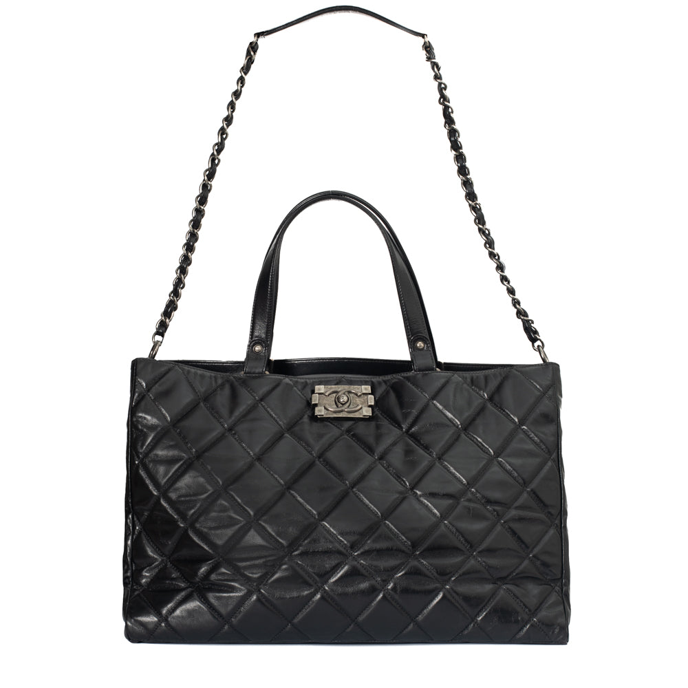 Chanel hotsell sac shopping